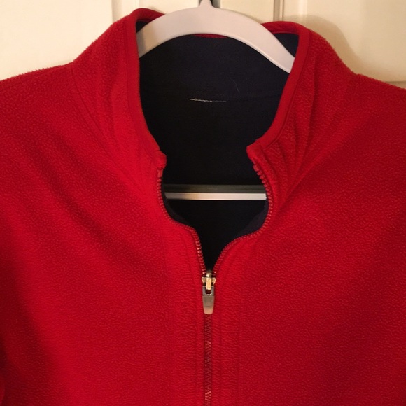 Fleece jacket reversible to wear as navy or red - Picture 7 of 9